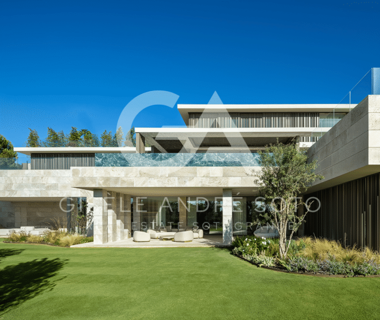 Villa Watchtower in La Reserva Sotogrande